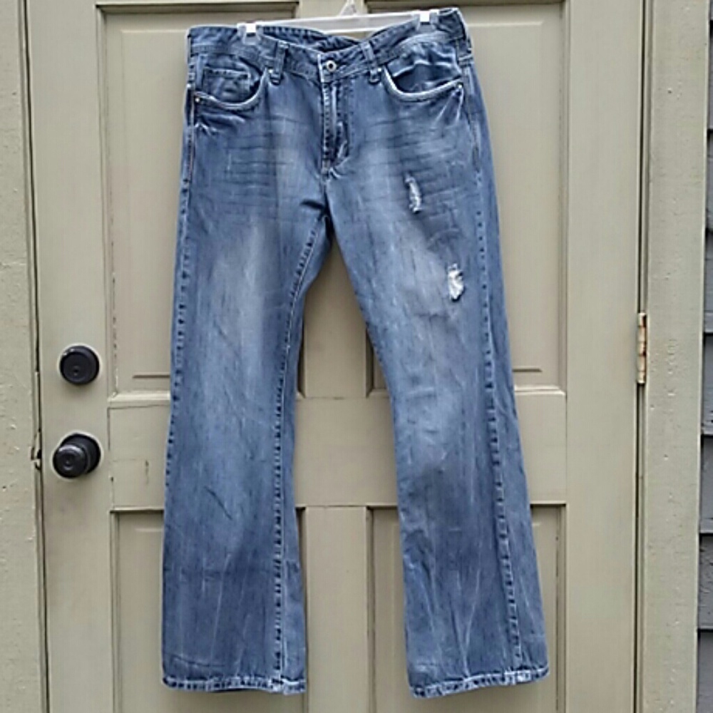 BUFFALO JEANS. Mens size 32. Awesome jeans!!
